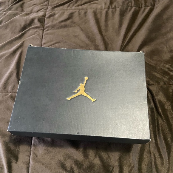Air Jordan 1 Low - Picture 8 of 9